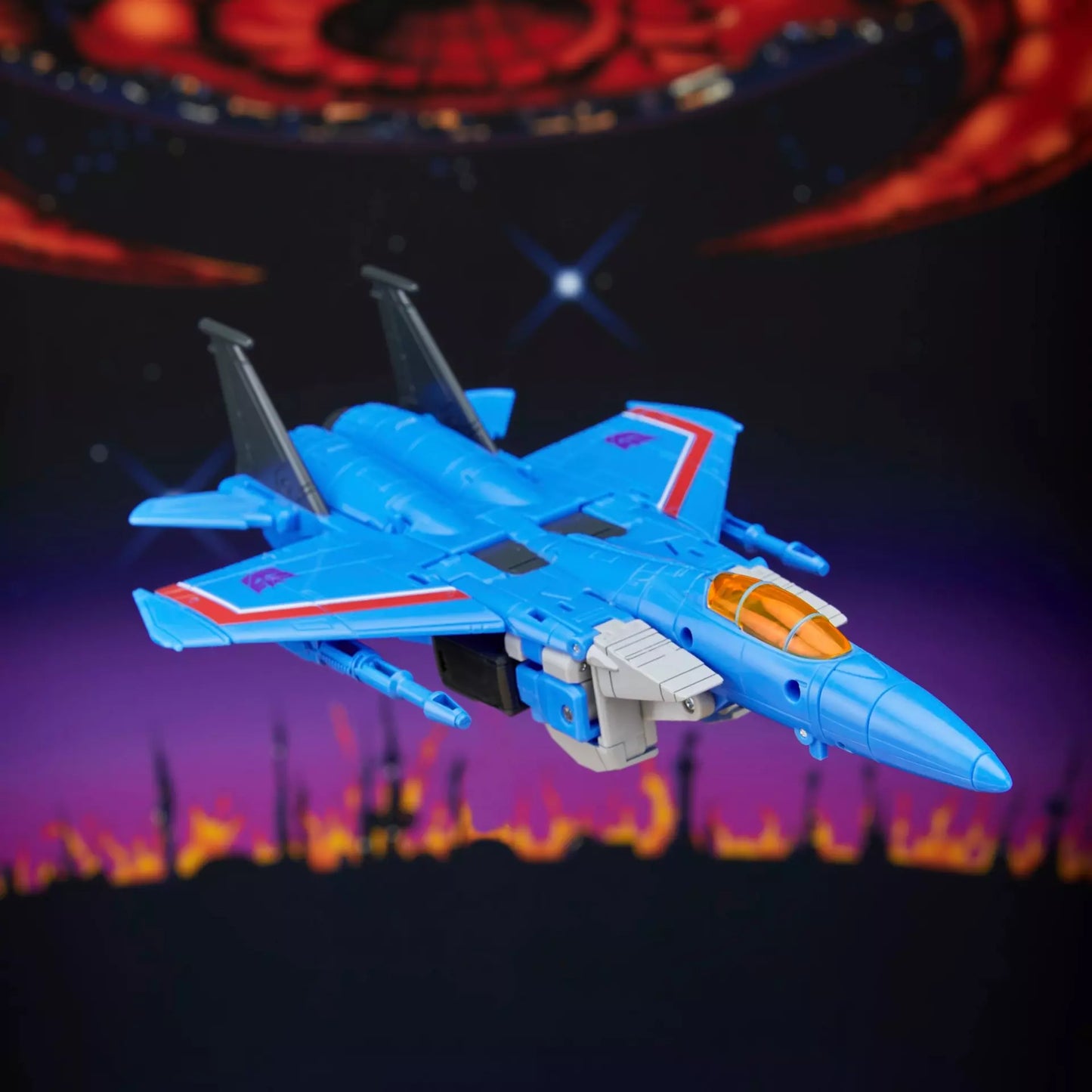 PreOrder Transformers Studio Series The Transformers: The Movie Voyager Class Thundercracker