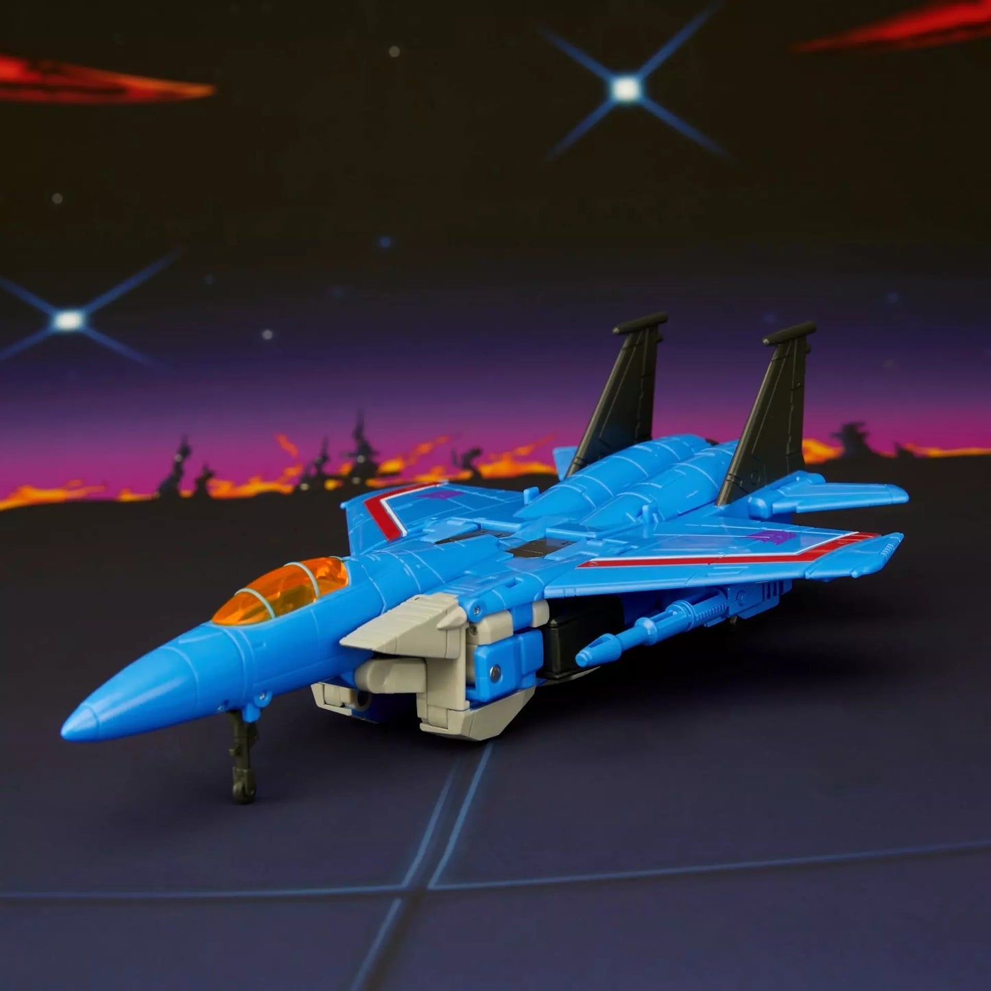 PreOrder Transformers Studio Series The Transformers: The Movie Voyager Class Thundercracker